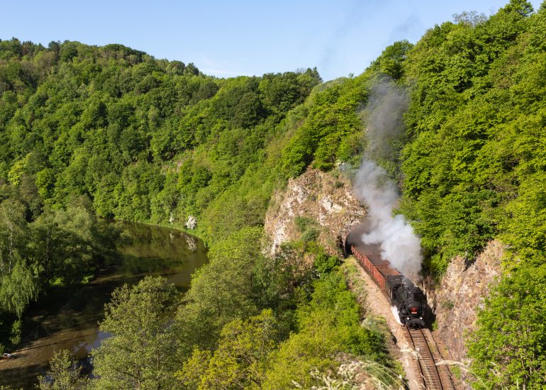 Dampf im Tal der Sazava